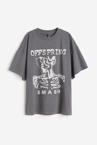 Oversized T-Shirt mit Print Grau/The Offspring in Größe XS. Farbe: - H&M - Modalova