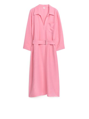 Tunikakleid mit Gürtel Rosa, Alltagskleider in Größe 44. Farbe: - Arket - Modalova