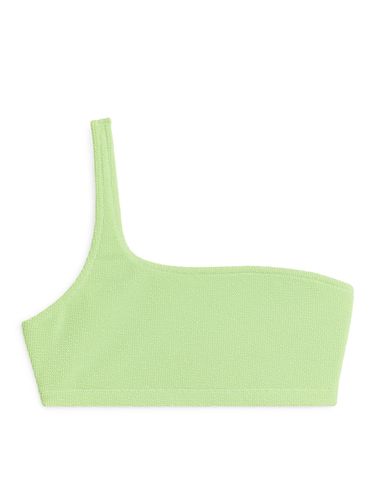 One-Shoulder-Bikinitop in Crinkle-Optik Hellgrün, Bikini-Oberteil Größe 40. Farbe: - Arket - Modalova