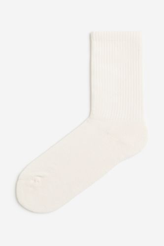 Socken Weiß in Größe 43/45. Farbe: - H&M - Modalova