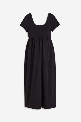 MAMA Jerseykleid mit eckigem Ausschnitt Schwarz, Kleider in Größe S. Farbe: - H&M - Modalova