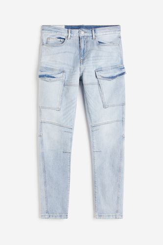 Slim Cargo Jeans Helles Denimblau, Skinny in Größe 30/32. Farbe: - H&M - Modalova