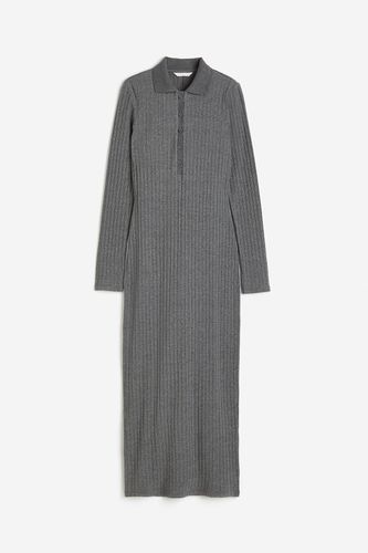 Jerseykleid mit Kragen Dunkelgrau, Alltagskleider in Größe L. Farbe: - H&M - Modalova