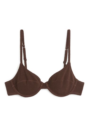 Crinkle-Bikini-Oberteil mit Bügeln Braun in Größe 75A. Farbe: - Arket - Modalova