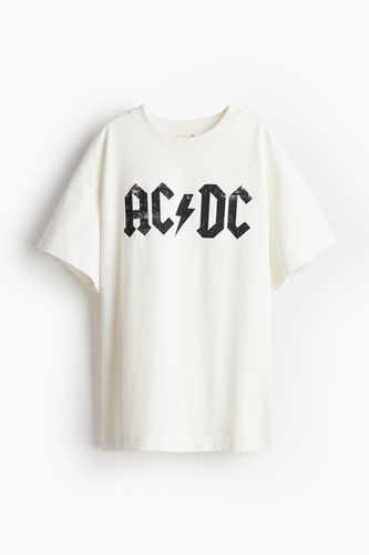 Langes T-Shirt mit Druck Cremefarben/AC/DC in Größe S. Farbe: - H&M - Modalova