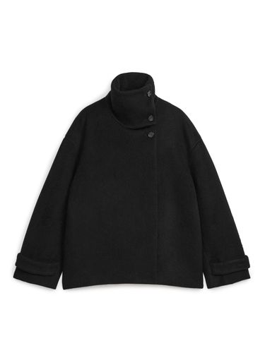 Flauschige Jacke aus Wollmischung Schwarz, Jacken in Größe 38. Farbe: - Arket - Modalova