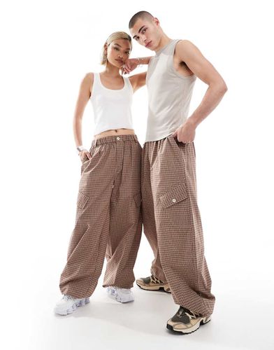 Unisex - Pantaloni ampi con stampa a quadri - Collusion - Modalova