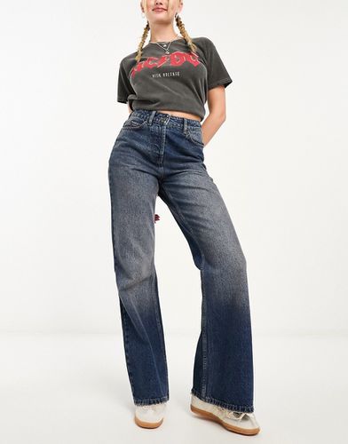 X008 - Jeans a vita medio alta vestibilità comoda lavaggio scuro - Collusion - Modalova