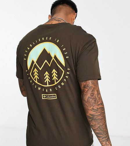 Tillamook - T-shirt con stampa sul retro - In esclusiva su ASOS - Columbia - Modalova