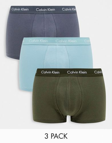 Confezione da 3 boxer aderenti a vita bassa grigio, blu e kaki - Calvin Klein - Modalova