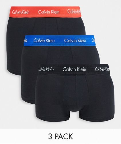 Confezione da 3 paia di boxer neri aderenti a vita bassa con elastico a contrasto - Calvin Klein - Modalova