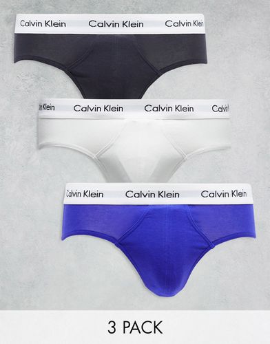 Confezione da 3 slip blu, grigi e bianco sporco - Calvin Klein - Modalova