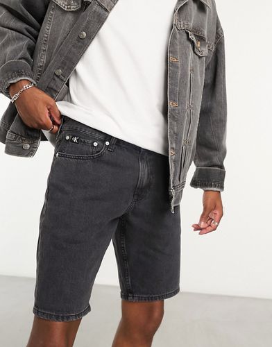 Pantaloncini di jeans regular fit neri - Calvin Klein Jeans - Modalova