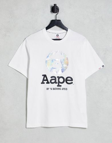 OG Moonface - T-shirt bianca con stampa mimetica laminata - AAPE BY A BATHING APE® - Modalova