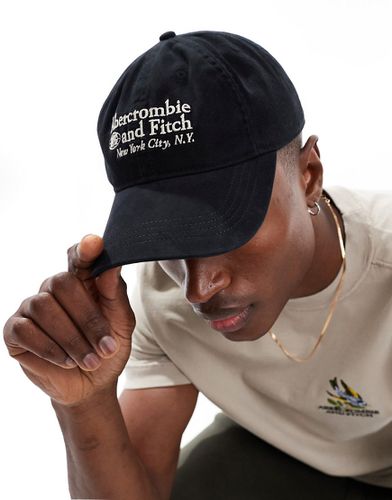 Cappellino con visiera con logo piccolo - Abercrombie & Fitch - Modalova