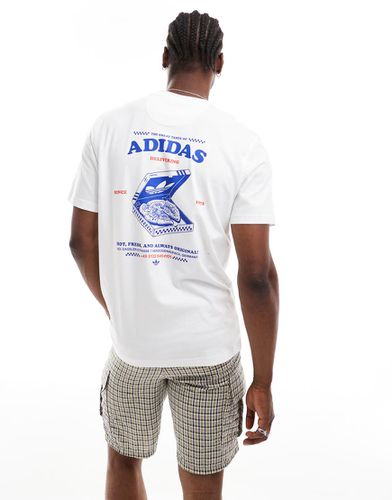 T-shirt bianca con grafica di pizza - adidas Originals - Modalova