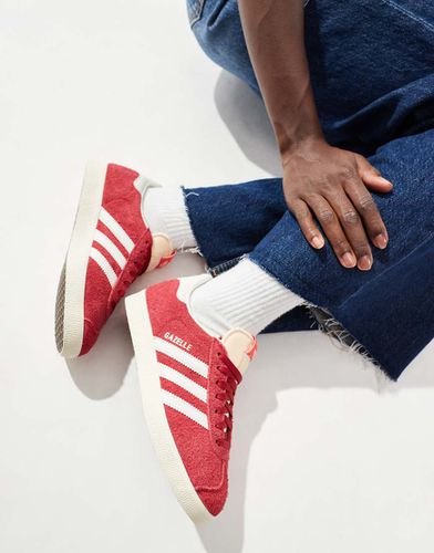 Gazelle - Sneakers rosse - adidas Originals - Modalova