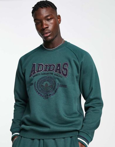 Preppy Varsity - Felpa college con logo grande - adidas Originals - Modalova