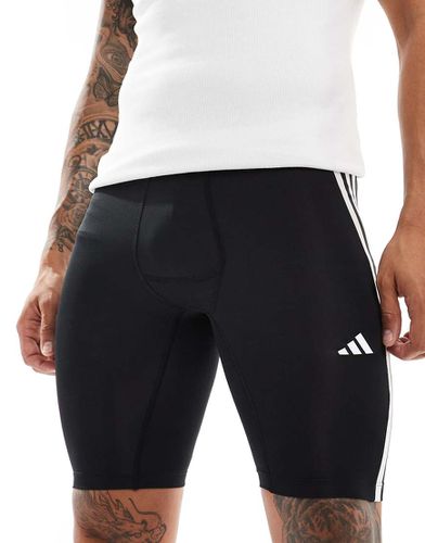 Adidas - Training - Pantaloncini neri in tessuto Techfit - adidas performance - Modalova