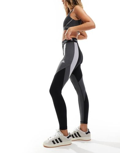 Adidas - Training Techfit - Leggings a 7/8 colorblock neri - adidas performance - Modalova