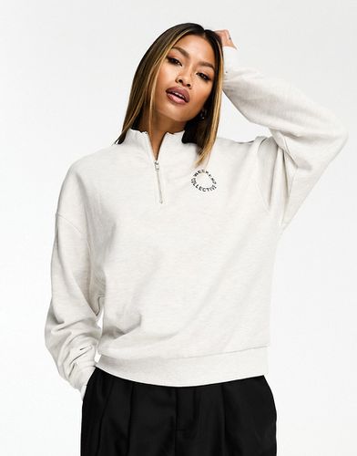 Felpa bianca mélange con logo circolare e zip corta - ASOS WEEKEND COLLECTIVE - Modalova