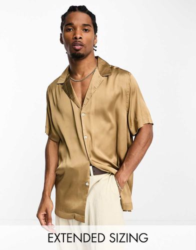 Camicia maniche corte comoda in raso color bronzo con colletto a rever profondo - ASOS DESIGN - Modalova