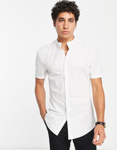 Camicia skinny bianca con collo serafino - ASOS DESIGN - Modalova