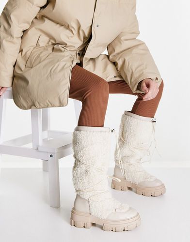 Casper - Stivali invernali con suola spessa in pile borg beige - ASOS DESIGN - Modalova