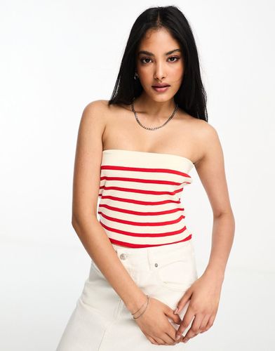 Crop top a fascia in maglia rosso e bianco - ASOS DESIGN - Modalova