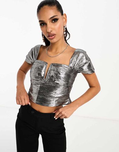 Crop top metallizzato - ASOS DESIGN - Modalova