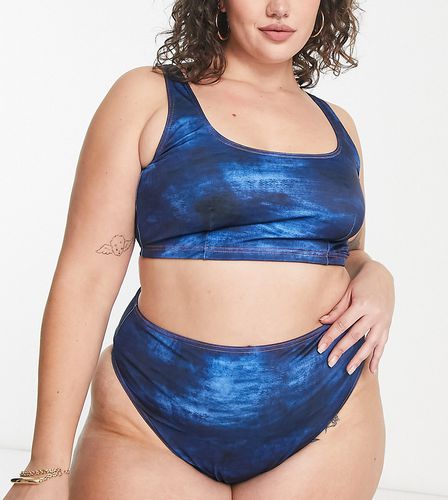 ASOS DESIGN Curve - Crop top bikini con scollo profondo squadrato blu con stampa tie-dye - ASOS Curve - Modalova