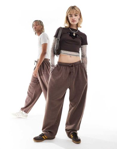 Joggers unisex a palloncino bordeaux - ASOS DESIGN - Modalova