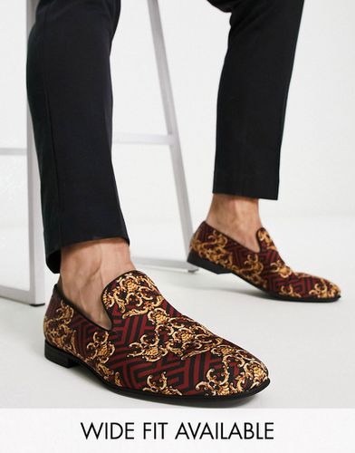 Mocassini in raso bordeaux con stampa barocca - ASOS DESIGN - Modalova