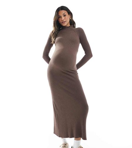 ASOS DESIGN Maternity - Robe longue en maille fine côtelée - Moka - Asos Maternity - Modalova