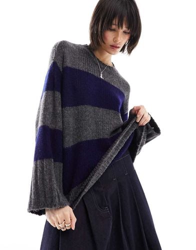 Maglione oversize grigio antracite e blu navy a righe - ASOS DESIGN - Modalova