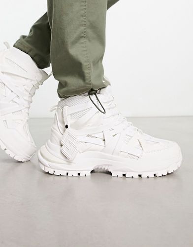 Sneakers alte con pannelli in gomma e suola bianca - ASOS DESIGN - Modalova