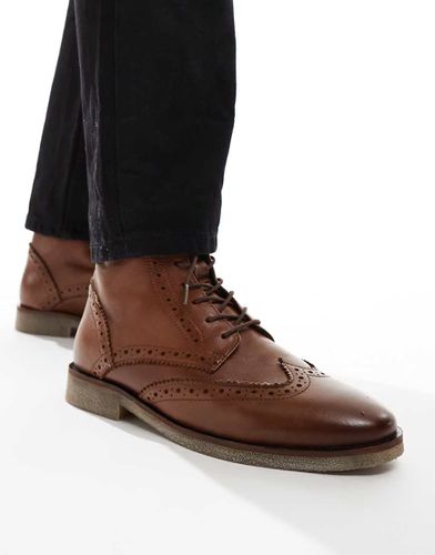 Stivaletti brogue stringati in pelle color cuoio con suola naturale - ASOS DESIGN - Modalova