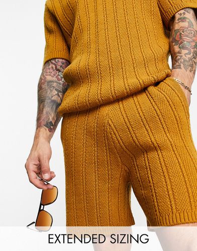 Pantaloncini in maglia a trecce color cuoio in coordinato - ASOS DESIGN - Modalova