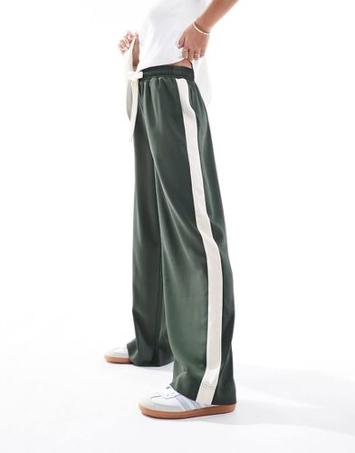 Pantaloni verdi con pannello a contrasto - ASOS DESIGN - Modalova