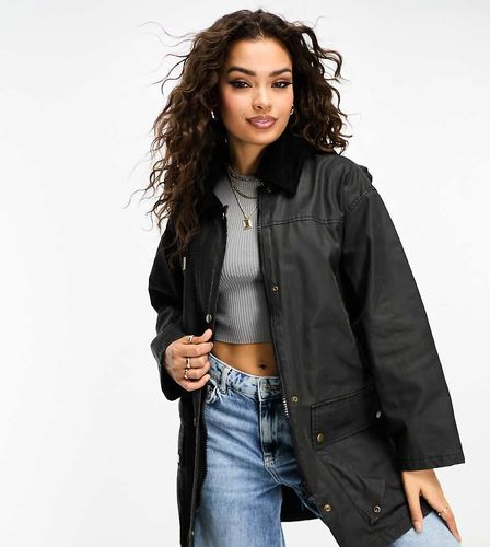 ASOS DESIGN Petite - Giacca oversize cerata nera - ASOS Petite - Modalova