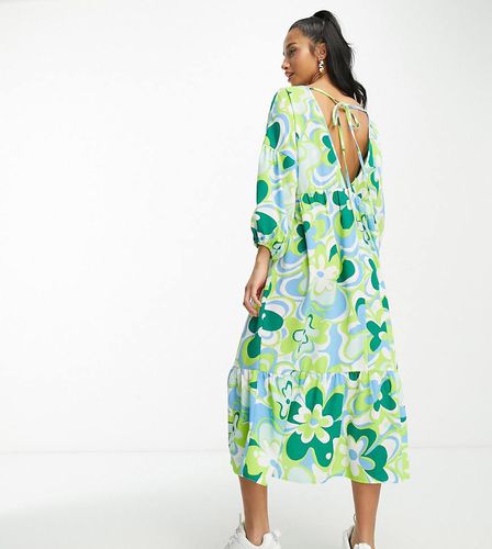 ASOS DESIGN Petite - Vestito grembiule midi verde a fiori - ASOS Petite - Modalova