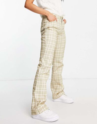 Puddle - Pantaloni a zampa salvia a quadri - ASOS DESIGN - Modalova