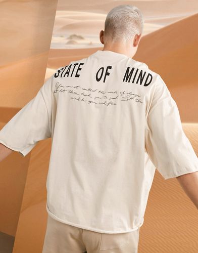 T-shirt oversize beige con scritta stampata sul retro - ASOS DESIGN - Modalova