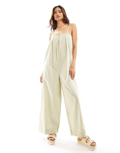 Tuta jumpsuit a pieghe con scollo squadrato e fondo ampio color pietra - ASOS DESIGN - Modalova