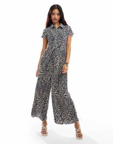 Tuta jumpsuit blu animalier a maniche corte plissé a fondo ampio - ASOS DESIGN - Modalova