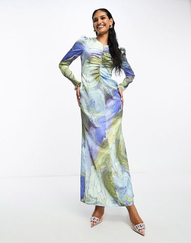 Vestito lungo in raso con stampa effetto marmo e dettaglio arricciato - ASOS DESIGN - Modalova