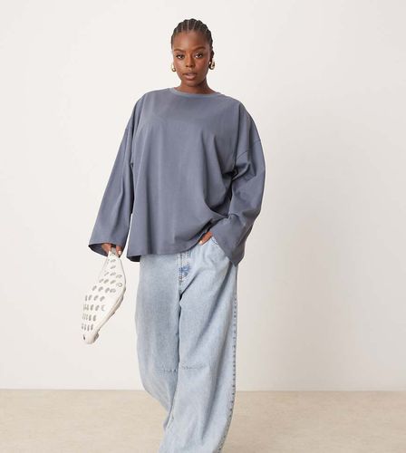 Curve - Maglietta a maniche lunghe oversize in cotone premium pesante ardesia - ASOS EDITION - Modalova