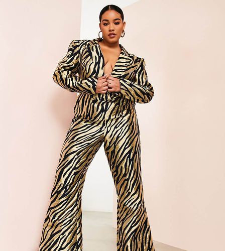 Curve - Tuta jumpsuit sartoriale in jacquard con stampa zebrata - ASOS LUXE - Modalova