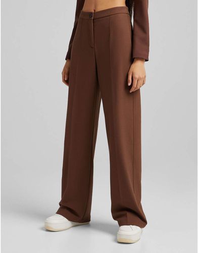 Pantaloni dad sartoriali a fondo ampio extra larghi marroni - Bershka - Modalova