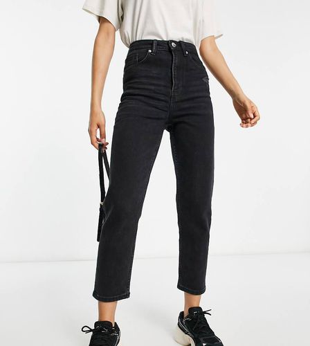 Petite - Mom jeans neri comfort fit - Bershka - Modalova